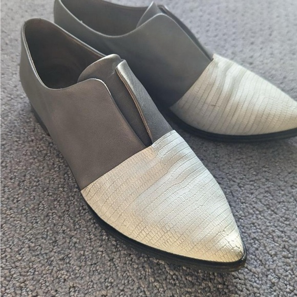 Coclico two tone slip on flats size 40 US size 9/9.5 - Picture 7 of 13